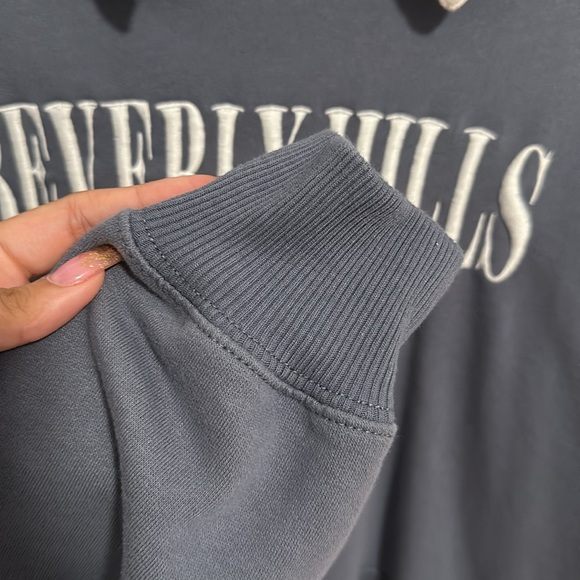 HOLLISTER Sweater 🧡 - Picture 3 of 4